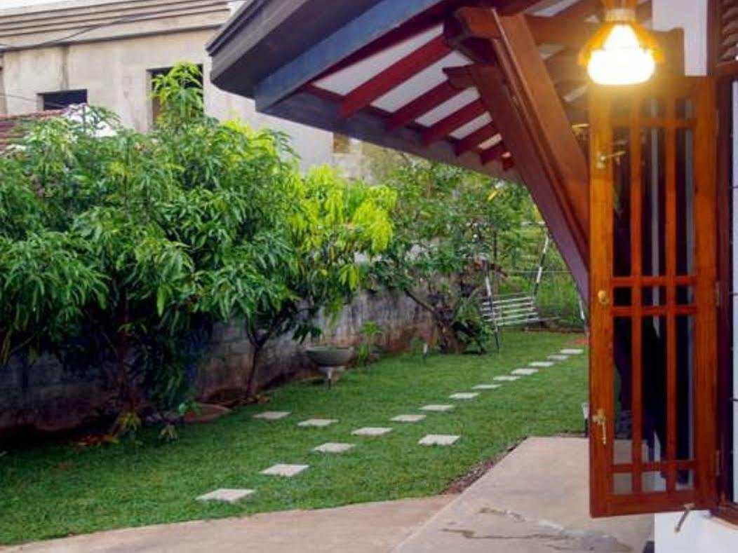 The Hermitage Negombo Kurana Katunayaka Extérieur photo
