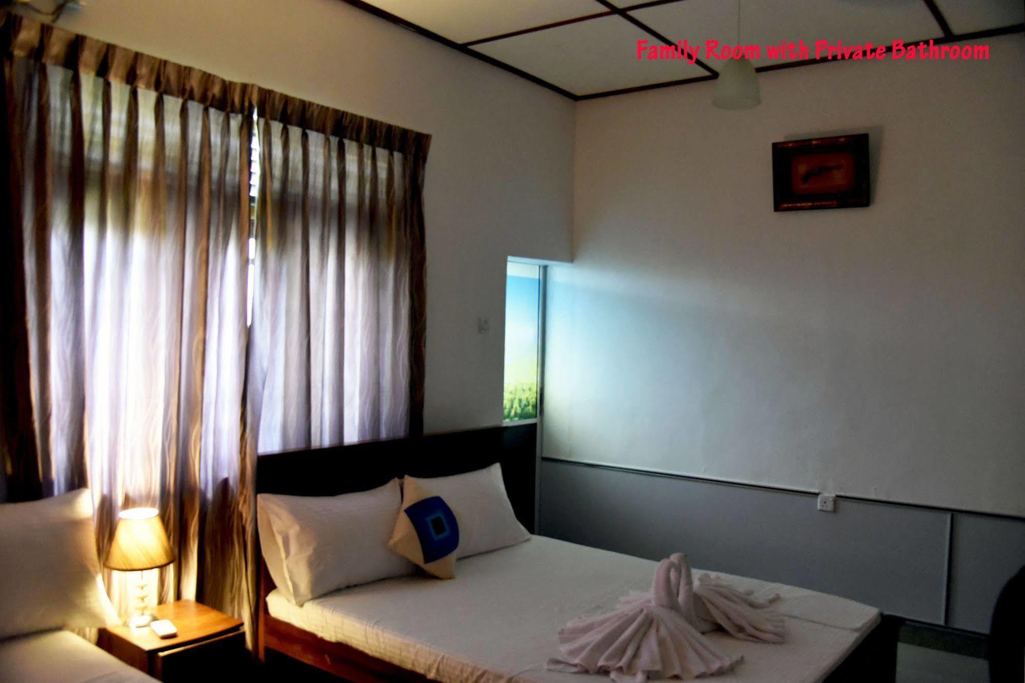 The Hermitage Negombo Kurana Katunayaka Extérieur photo